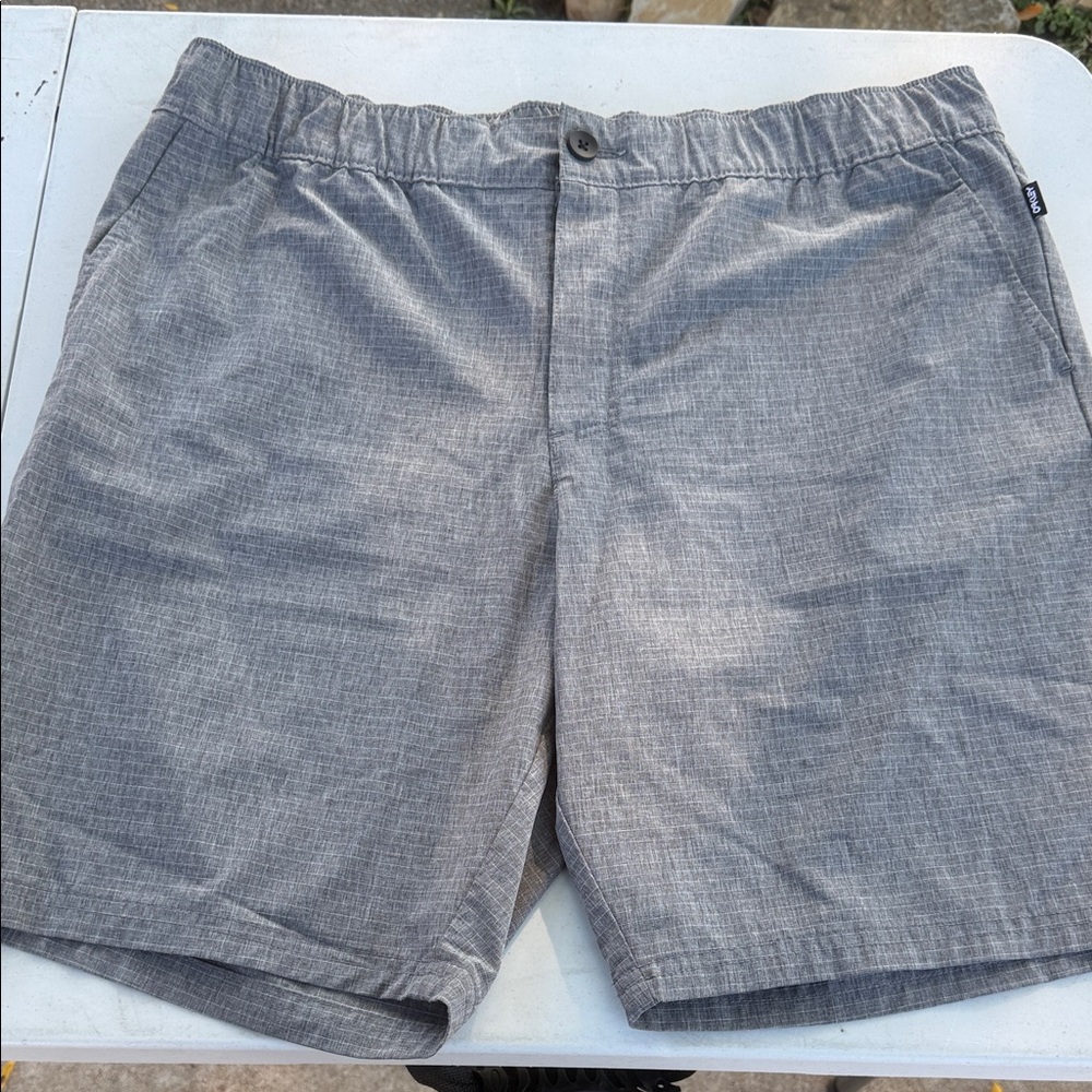 Oakley Men's Gray Flat Front Shorts